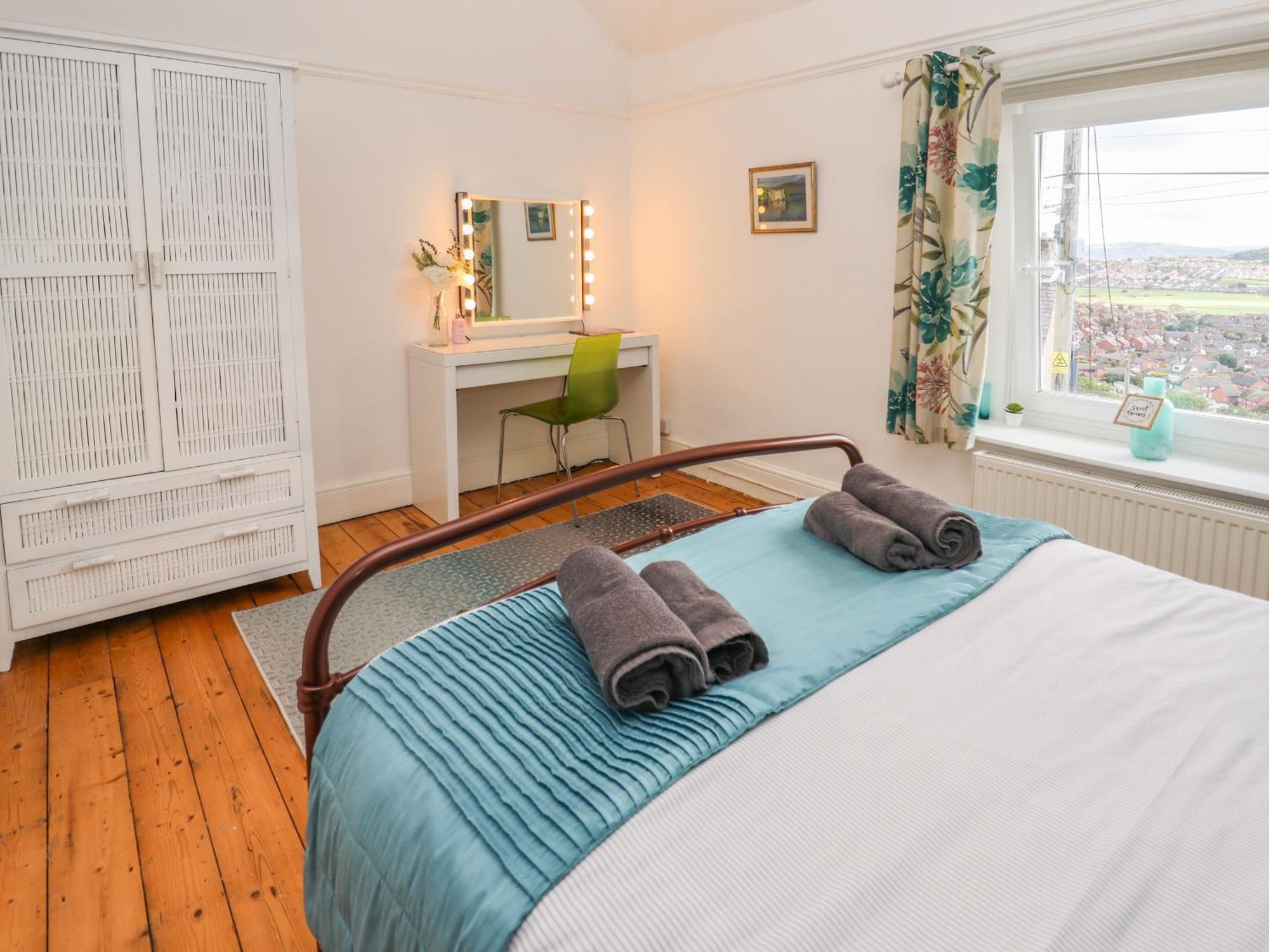 Villa Euryn View à Llandudno Extérieur photo