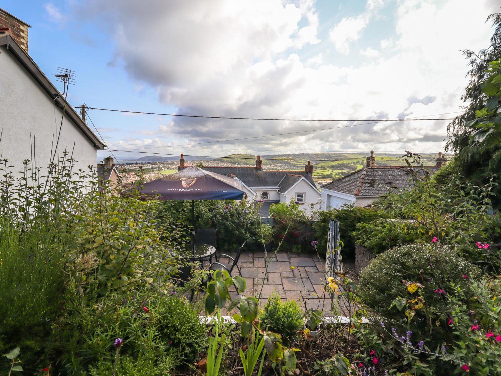 Villa Euryn View à Llandudno Extérieur photo